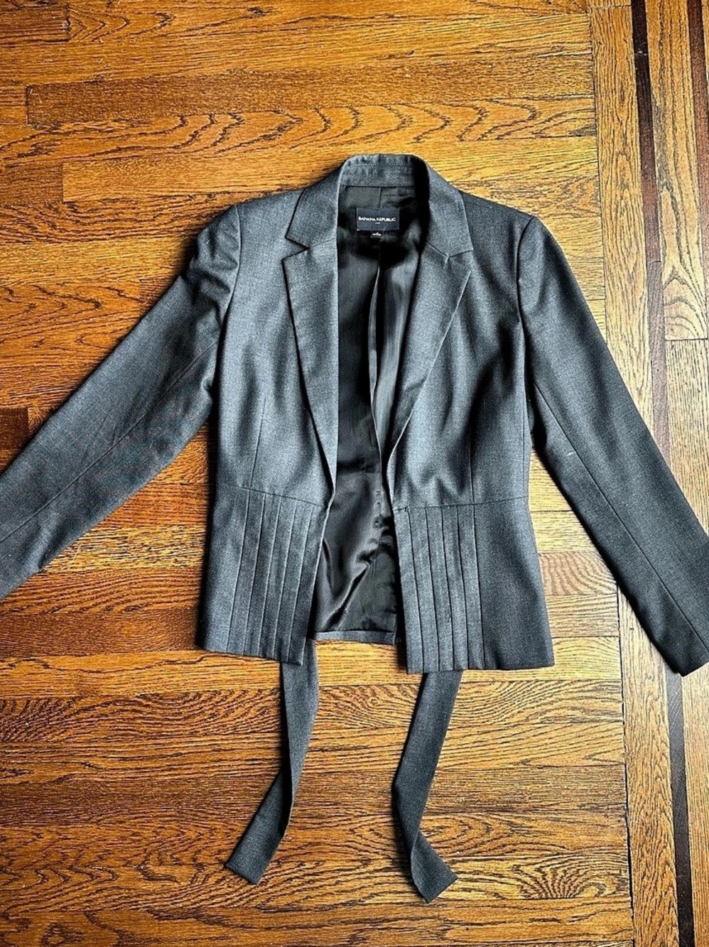 Banana Republic Women'Small Tie-Waist Blazer (size 10)